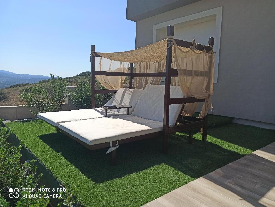 Chalkida Hilltop Apartments Dış mekan fotoğraf